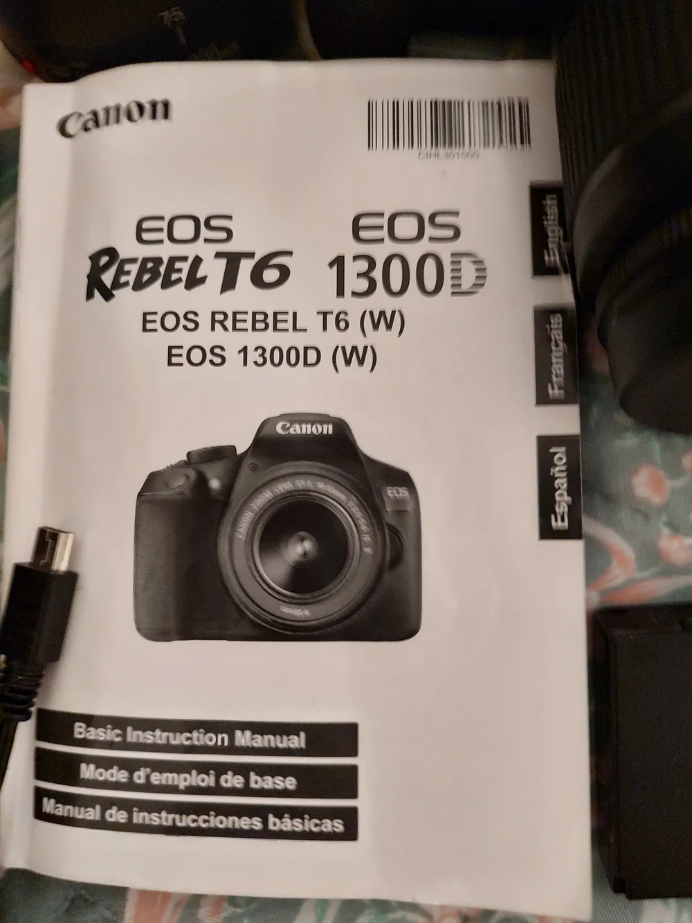 Canon DSLR Camera Kit in Black with Dual Lenses